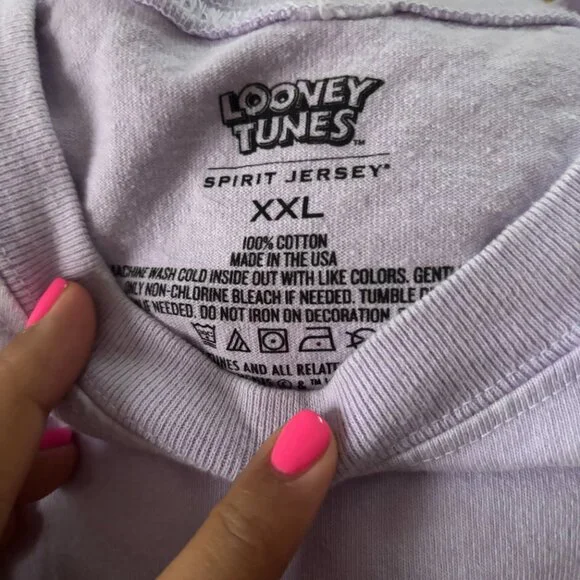 BNWT Long Sleeved Tweety Bird Shirt - Picture 3 of 4